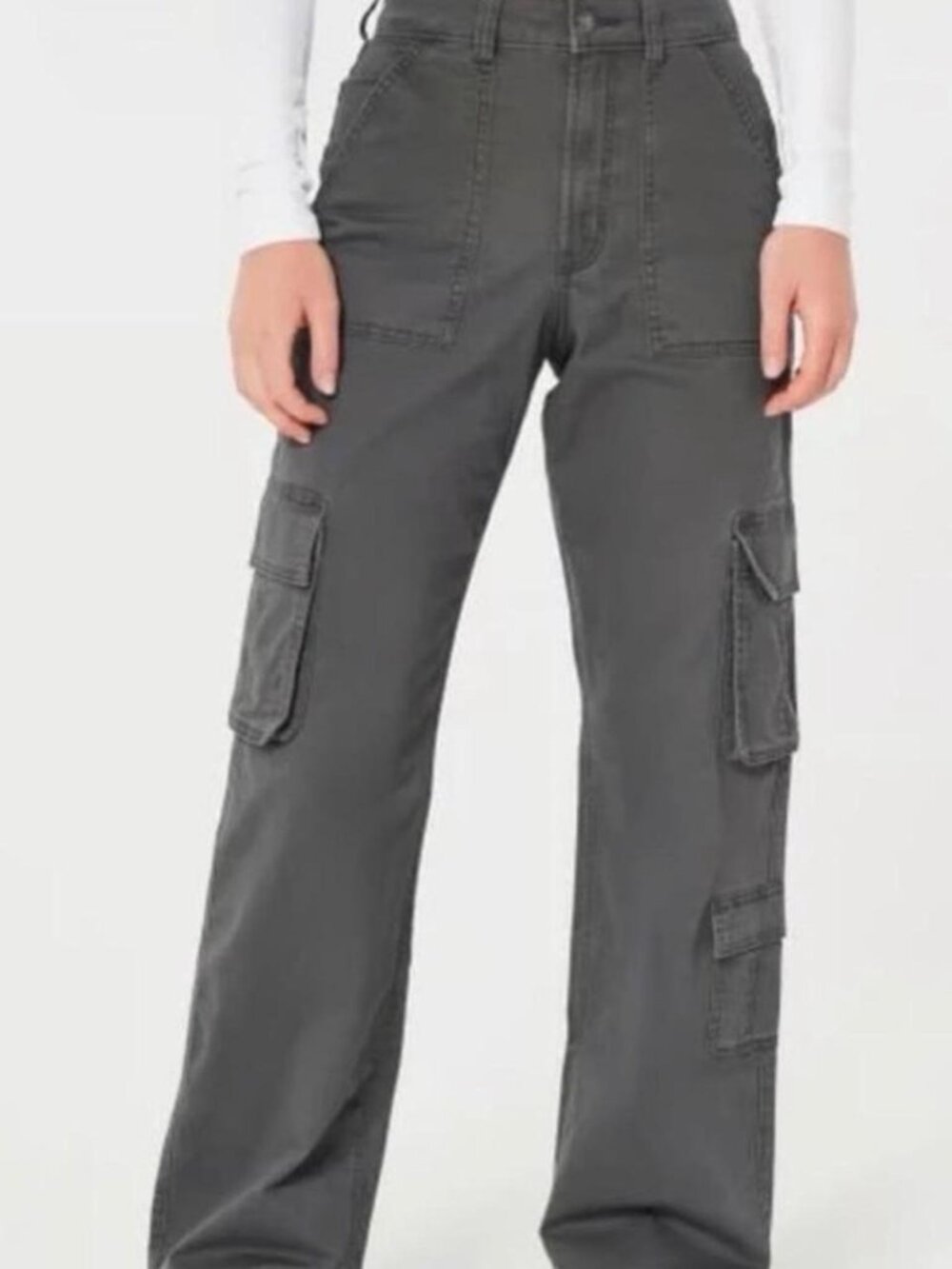 Hollister Ultra High-Rise Baggy Cargo Pants Grey Wash 2R W26R